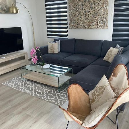 Penthouse - Private Roof Terrace - Sea & Mountain View Apartment Grand Bay Luaran gambar